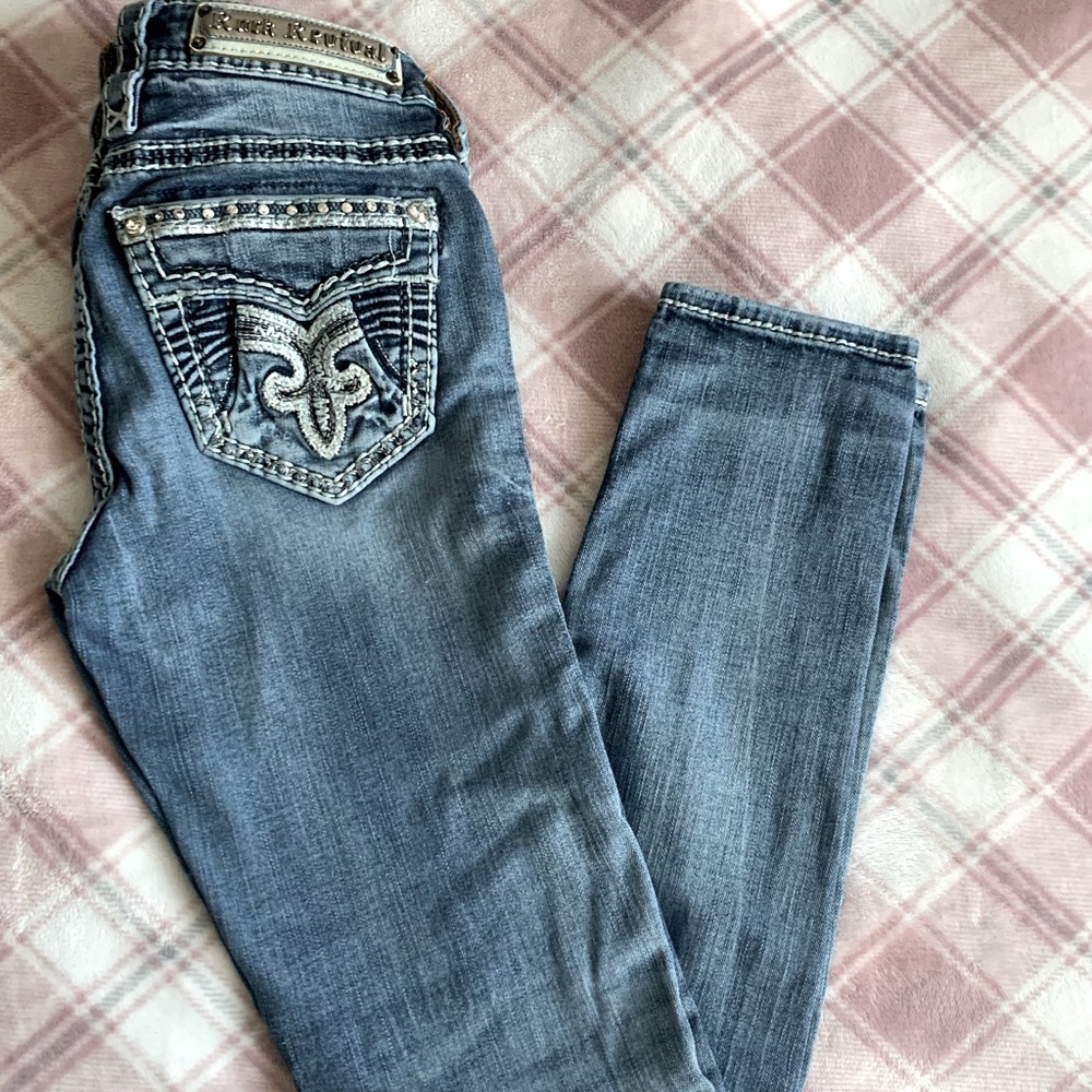 Rock Revival Women’s Skinny Jeans